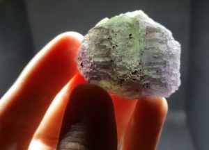 fluorite fluorine cristaux violet vert fontsante geodes-et-mineraux.fr