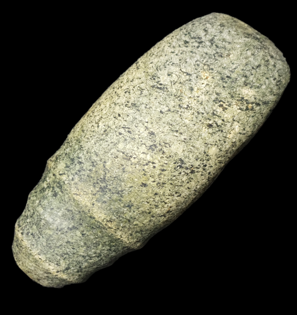 hache rainure bourelet diorite neolithique sahara pierre polie geodes-et-mineraux.fr