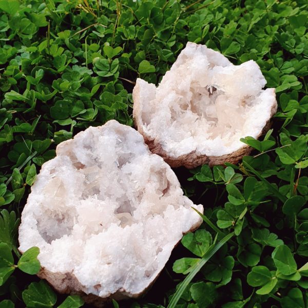 Géode de Calcite entière - Maroc