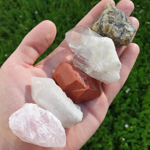 quartz rose-quartz-laiteux-cristal-roche-jaspe-rouge-labradorite-mineraux-lot-pierre-naturelle-lithotherapie-bien-être