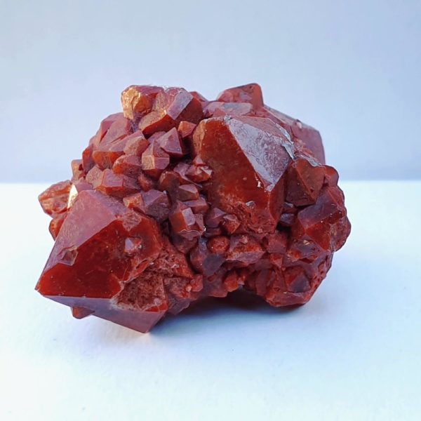 quartz-hyacinthe-compostelle-hematoide-cristal-rouge-mineraux-pierre-precieuse-naturelle-espagne