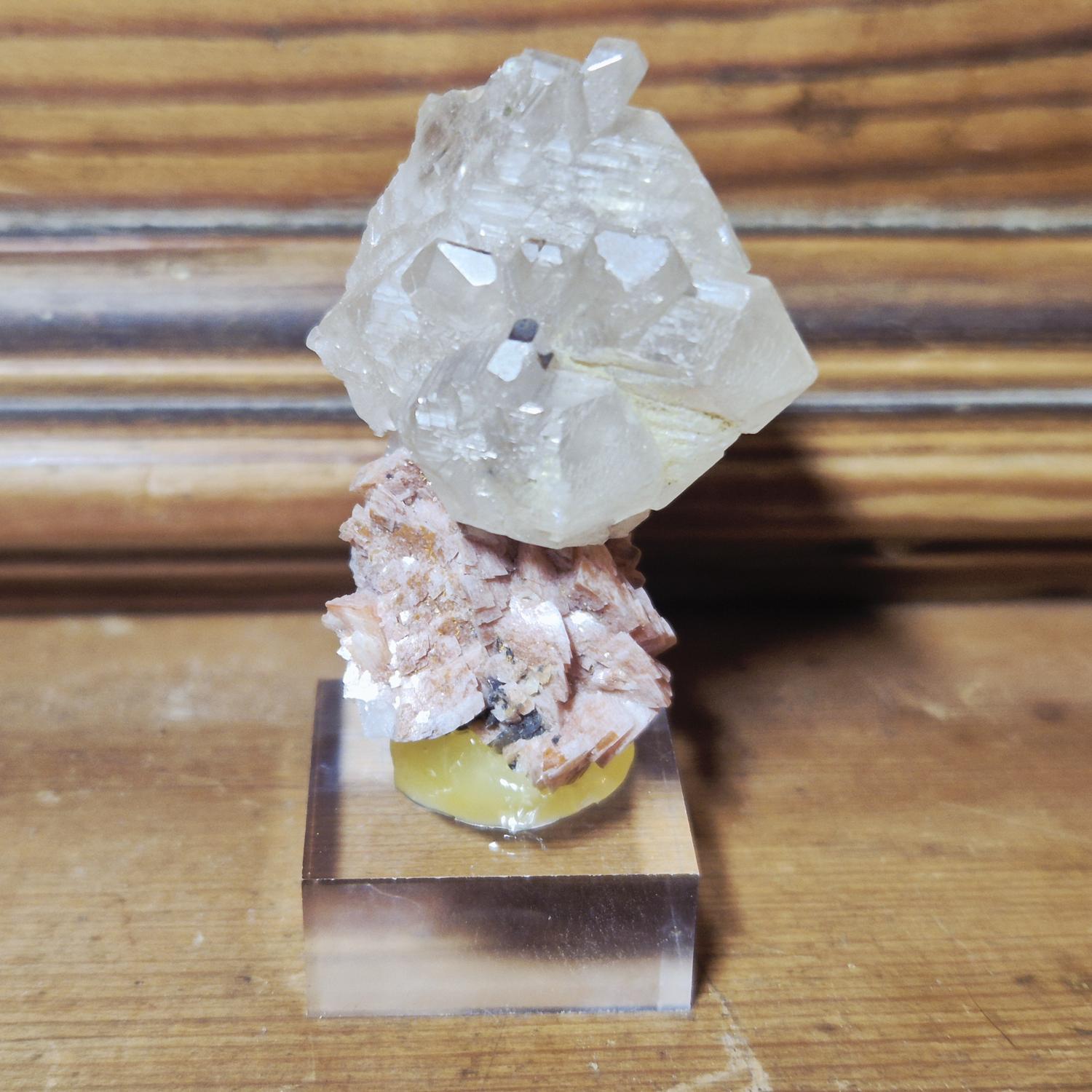 Cérusite sur Dolomite - Touissit, Maroc