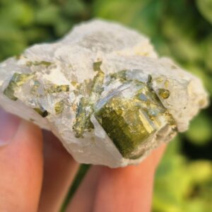 Tourmaline verte Verdélite dans Quartz - Brésil